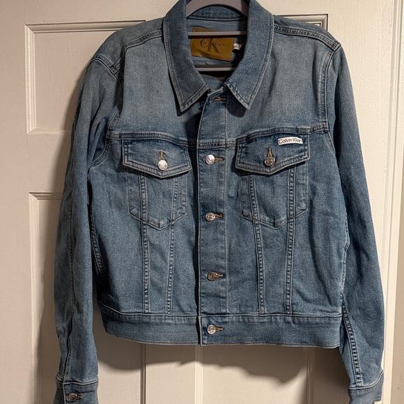 Calvin Klein Jackets & Blazers - Calvin Klein Classic Blue Denim Jacket